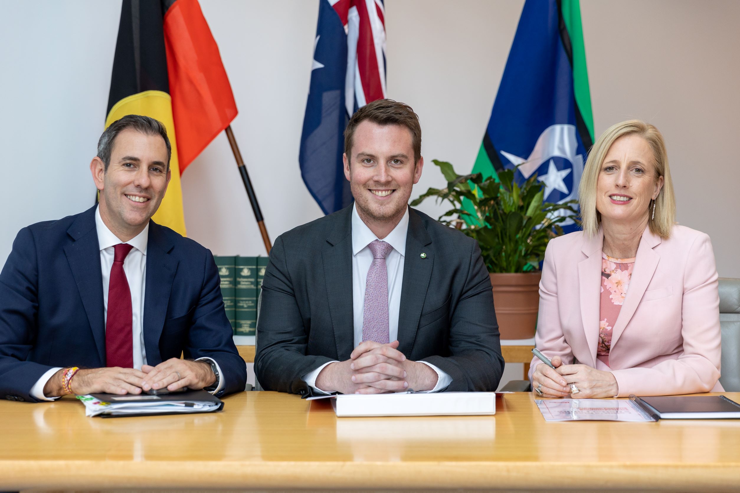 DR REID ENCOURAGES PRE-BUDGET SUBMISSIONS Main Image