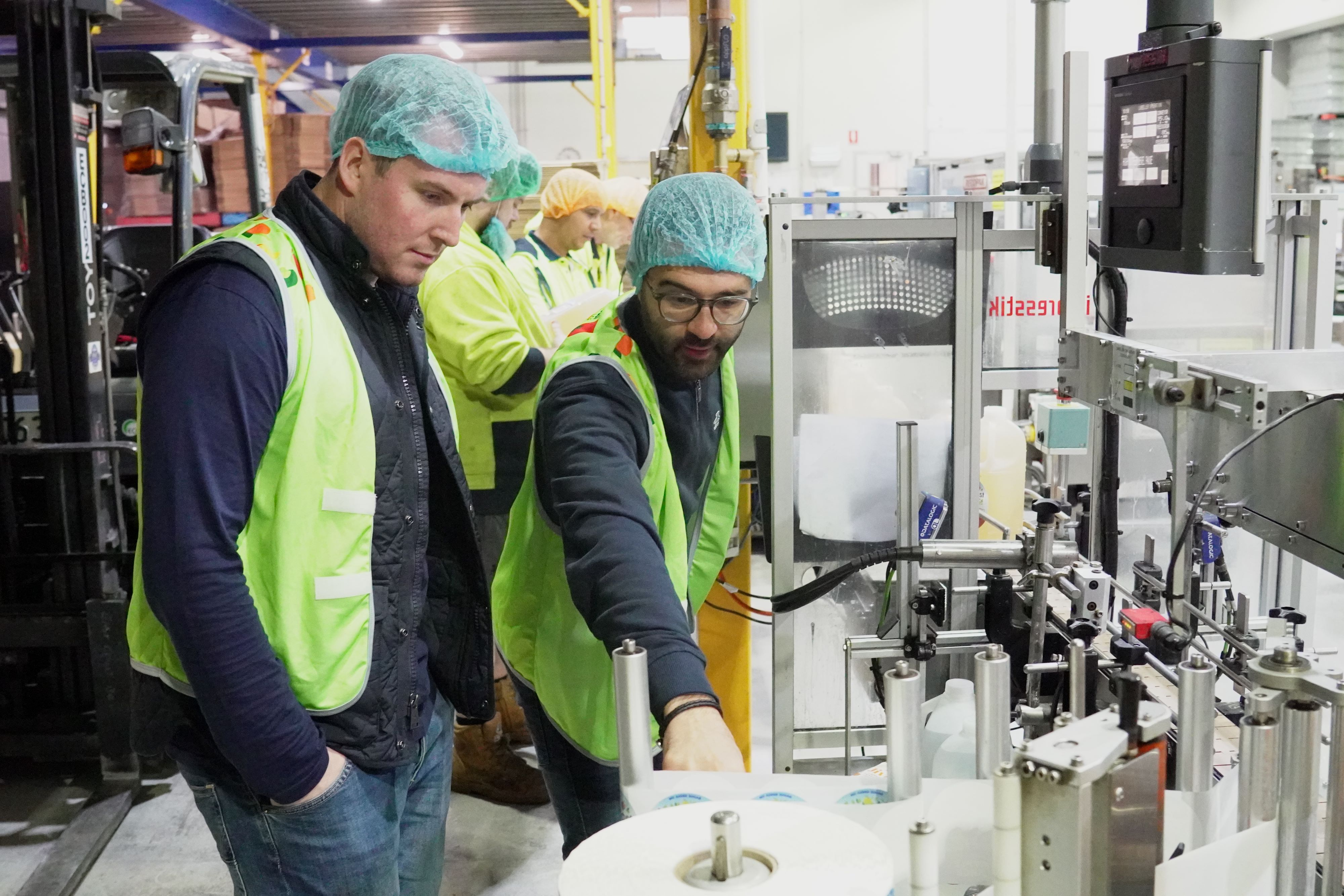 DR REID VISITS EASTCOAST BEVERAGES IN KULNURA Main Image