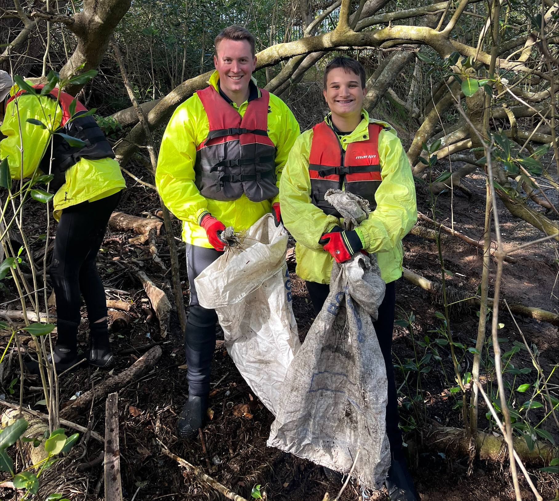 FIGHTING POLLUTION WITH CLEAN4SHORE Main Image